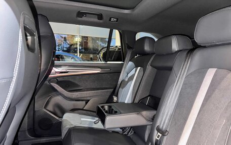 Skoda Kodiaq, 2025 год, 6 390 000 рублей, 23 фотография