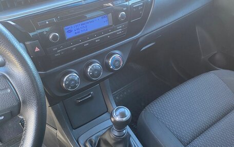 Toyota Corolla, 2013 год, 1 100 000 рублей, 22 фотография