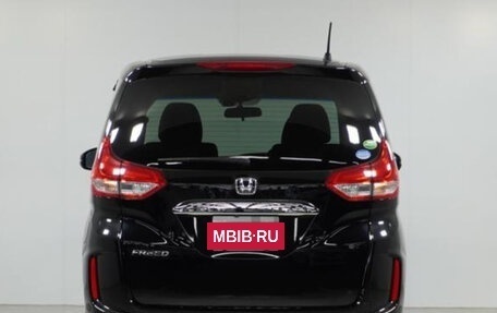 Honda Freed II, 2022 год, 1 360 000 рублей, 6 фотография