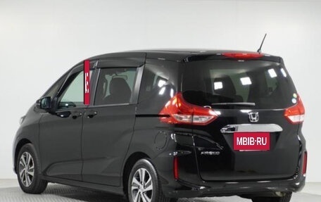 Honda Freed II, 2022 год, 1 360 000 рублей, 7 фотография
