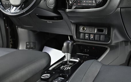 Mitsubishi Outlander III рестайлинг 3, 2018 год, 2 349 000 рублей, 11 фотография