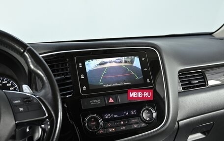 Mitsubishi Outlander III рестайлинг 3, 2018 год, 2 349 000 рублей, 9 фотография