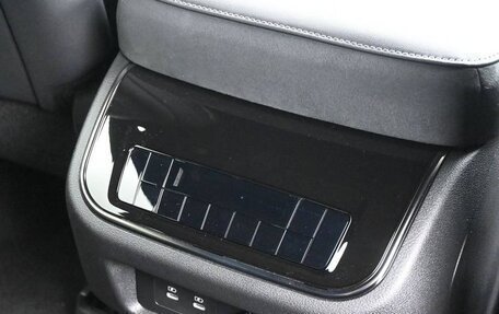 Infiniti QX80, 2026 год, 19 200 000 рублей, 14 фотография