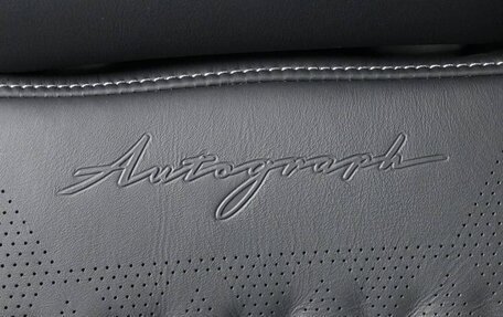 Infiniti QX80, 2026 год, 19 200 000 рублей, 15 фотография