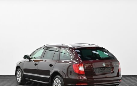 Skoda Superb III рестайлинг, 2012 год, 1 399 000 рублей, 4 фотография