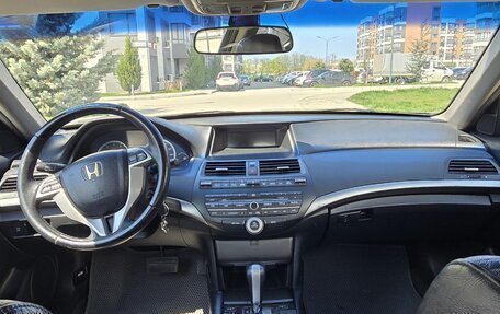 Honda Accord VIII рестайлинг, 2008 год, 1 350 000 рублей, 19 фотография