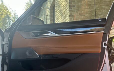 BMW 7 серия, 2018 год, 4 800 000 рублей, 21 фотография