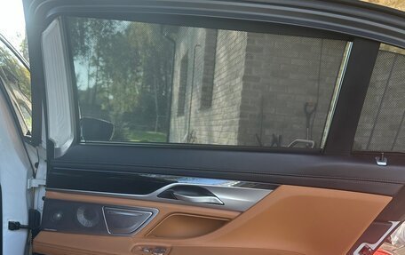 BMW 7 серия, 2018 год, 4 800 000 рублей, 22 фотография