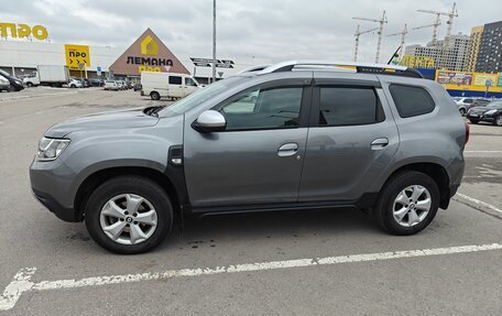 Renault Duster, 2022 год, 2 300 000 рублей, 4 фотография