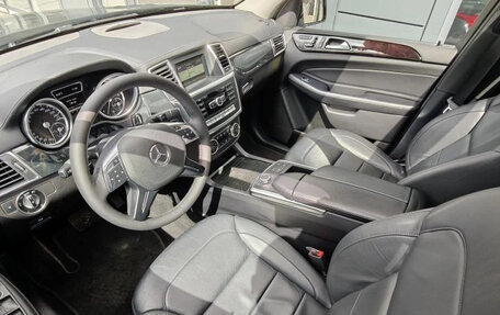 Mercedes-Benz GL-Класс, 2015 год, 3 490 000 рублей, 10 фотография
