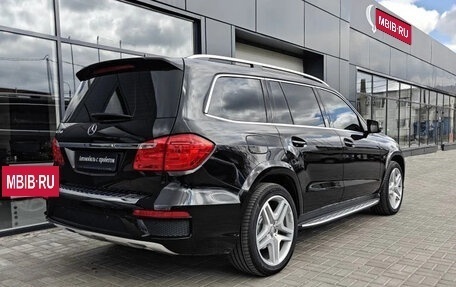 Mercedes-Benz GL-Класс, 2015 год, 3 490 000 рублей, 5 фотография