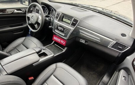 Mercedes-Benz GL-Класс, 2015 год, 3 490 000 рублей, 12 фотография