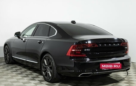 Volvo S90 II рестайлинг, 2017 год, 3 099 700 рублей, 7 фотография