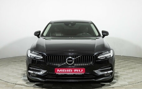 Volvo S90 II рестайлинг, 2017 год, 3 099 700 рублей, 2 фотография