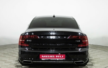 Volvo S90 II рестайлинг, 2017 год, 3 099 700 рублей, 6 фотография