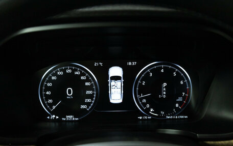 Volvo S90 II рестайлинг, 2017 год, 3 099 700 рублей, 12 фотография