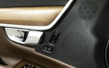 Volvo S90 II рестайлинг, 2017 год, 3 099 700 рублей, 16 фотография