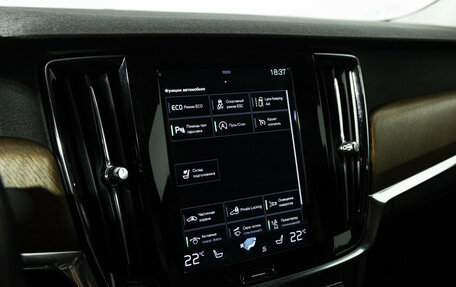 Volvo S90 II рестайлинг, 2017 год, 3 099 700 рублей, 19 фотография