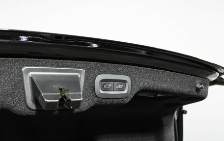 Volvo S90 II рестайлинг, 2017 год, 3 099 700 рублей, 23 фотография