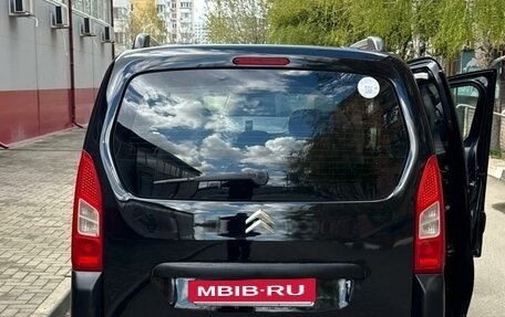Citroen Berlingo II рестайлинг, 2011 год, 850 000 рублей, 2 фотография