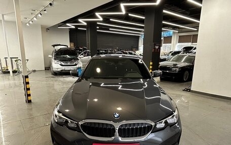 BMW 3 серия, 2020 год, 3 750 000 рублей, 1 фотография