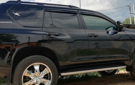 Toyota Land Cruiser Prado 150 рестайлинг 2, 2011 год, 3 999 000 рублей, 3 фотография