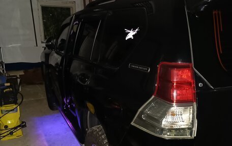 Toyota Land Cruiser Prado 150 рестайлинг 2, 2011 год, 3 999 000 рублей, 7 фотография