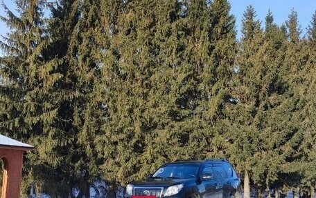 Toyota Land Cruiser Prado 150 рестайлинг 2, 2011 год, 3 999 000 рублей, 2 фотография