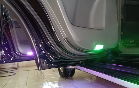 Toyota Land Cruiser Prado 150 рестайлинг 2, 2011 год, 3 999 000 рублей, 22 фотография