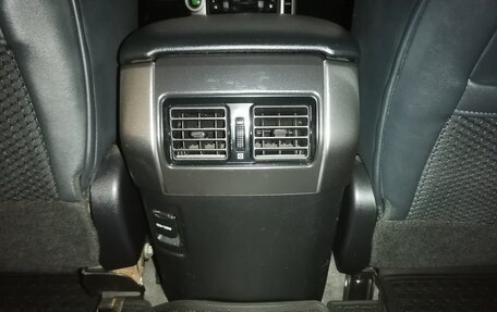 Toyota Land Cruiser Prado 150 рестайлинг 2, 2011 год, 3 999 000 рублей, 21 фотография