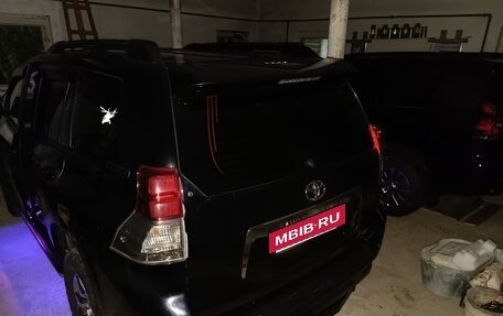 Toyota Land Cruiser Prado 150 рестайлинг 2, 2011 год, 3 999 000 рублей, 8 фотография