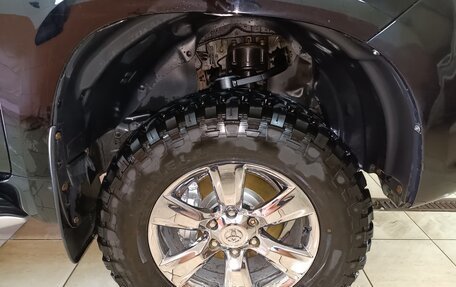 Toyota Land Cruiser Prado 150 рестайлинг 2, 2011 год, 3 999 000 рублей, 27 фотография