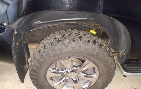 Toyota Land Cruiser Prado 150 рестайлинг 2, 2011 год, 3 999 000 рублей, 29 фотография