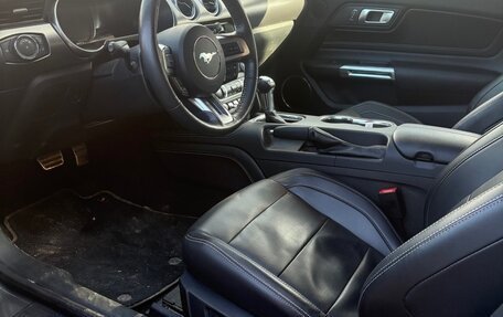 Ford Mustang VI рестайлинг, 2022 год, 7 200 000 рублей, 12 фотография