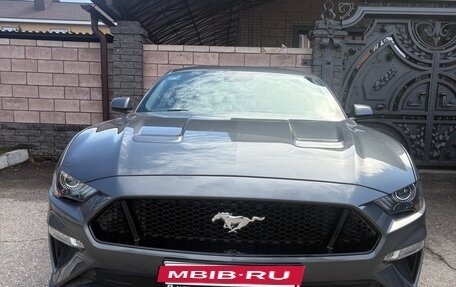 Ford Mustang VI рестайлинг, 2022 год, 7 200 000 рублей, 3 фотография