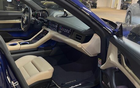 Porsche Taycan I, 2021 год, 12 900 000 рублей, 15 фотография