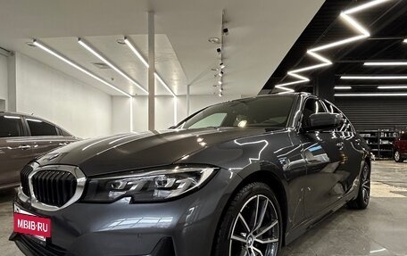 BMW 3 серия, 2020 год, 3 750 000 рублей, 2 фотография