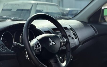 Mitsubishi Outlander III рестайлинг 3, 2010 год, 1 050 000 рублей, 7 фотография