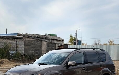 Mitsubishi Outlander III рестайлинг 3, 2010 год, 1 050 000 рублей, 6 фотография