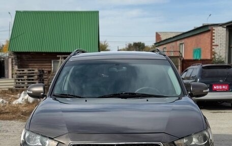Mitsubishi Outlander III рестайлинг 3, 2010 год, 1 050 000 рублей, 2 фотография