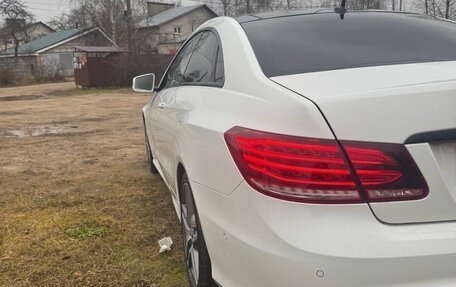 Mercedes-Benz E-Класс, 2013 год, 2 000 000 рублей, 3 фотография