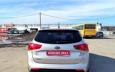 KIA cee'd III, 2013 год, 999 999 рублей, 4 фотография