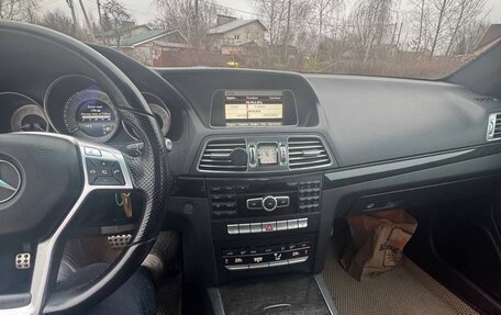 Mercedes-Benz E-Класс, 2013 год, 2 000 000 рублей, 10 фотография