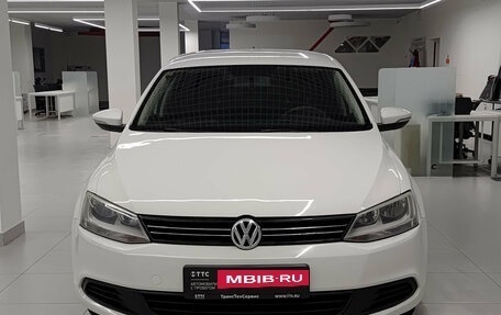 Volkswagen Jetta VI, 2014 год, 675 000 рублей, 2 фотография