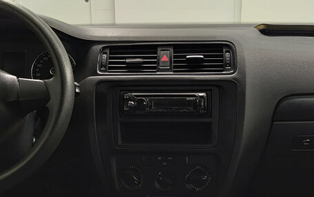 Volkswagen Jetta VI, 2014 год, 675 000 рублей, 15 фотография