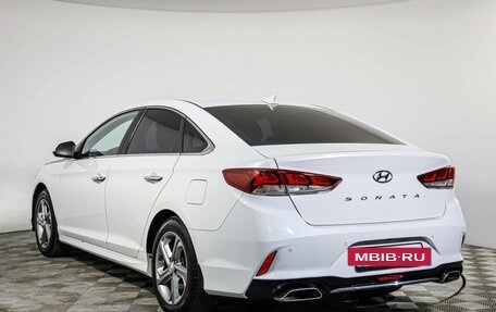 Hyundai Sonata VII, 2019 год, 1 969 000 рублей, 7 фотография