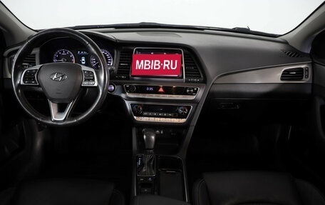 Hyundai Sonata VII, 2019 год, 1 969 000 рублей, 9 фотография