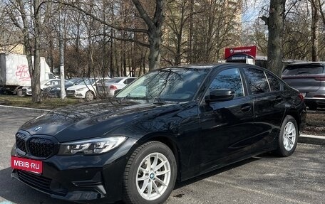 BMW 3 серия, 2019 год, 3 650 000 рублей, 4 фотография