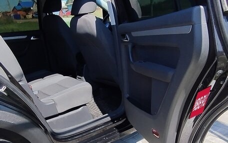 Volkswagen Touran III, 2012 год, 850 000 рублей, 5 фотография