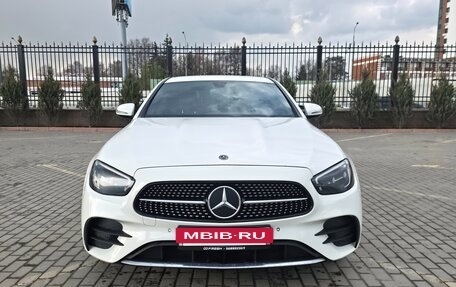 Mercedes-Benz E-Класс, 2020 год, 4 570 000 рублей, 2 фотография